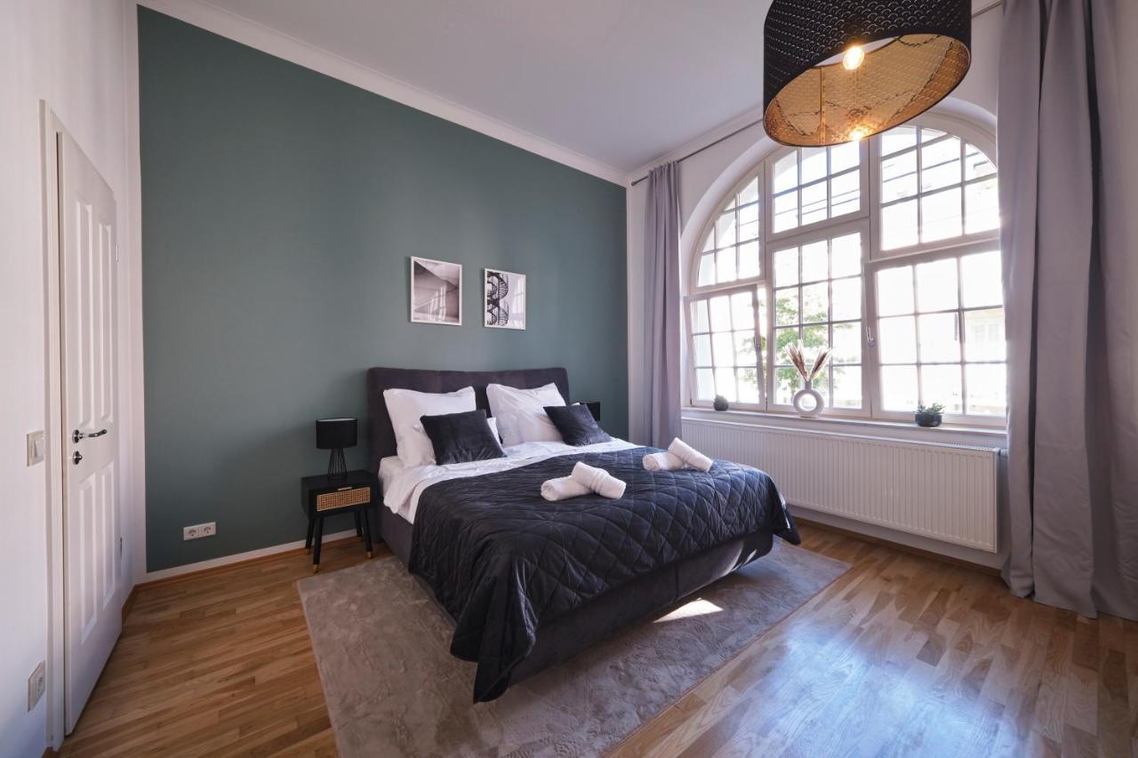 Historisches Deluxe Apartment Im Marianum Нойс Екстер'єр фото