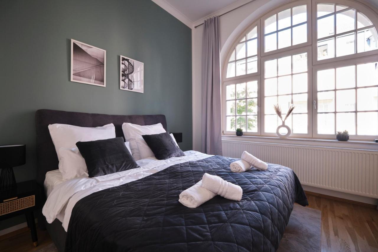 Historisches Deluxe Apartment Im Marianum Нойс Екстер'єр фото