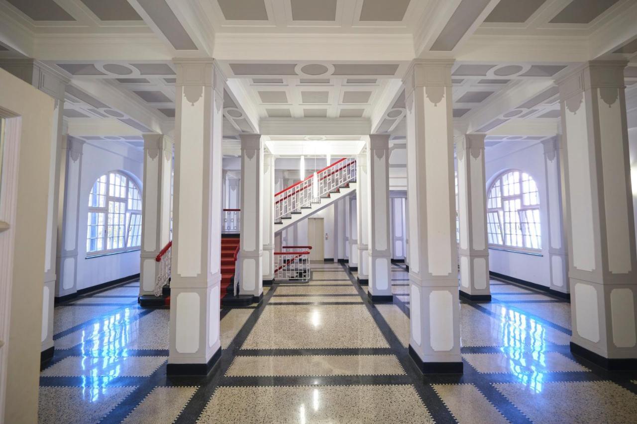 Historisches Deluxe Apartment Im Marianum Нойс Екстер'єр фото