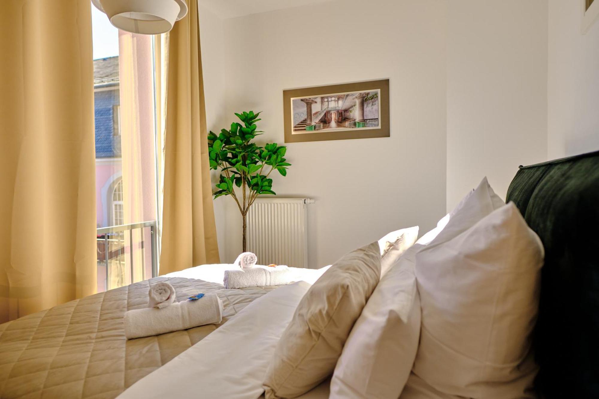 Historisches Deluxe Apartment Im Marianum Нойс Екстер'єр фото